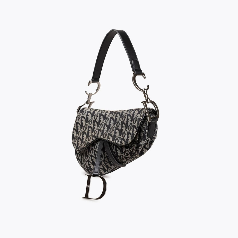 318_58540b24e3-666-22636-2-full