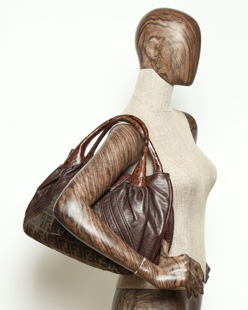 Fendi スパイバッグ spy ヴィンテージ ロゴ ズッカ柄 Fendi Baguette Law Fendi Small Spy Bag Zucca Lamb Calf オシャレな