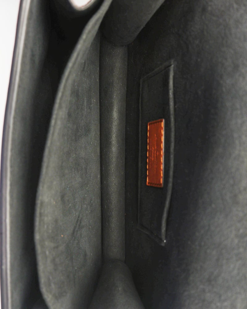 32073_bc8177816e_file-full