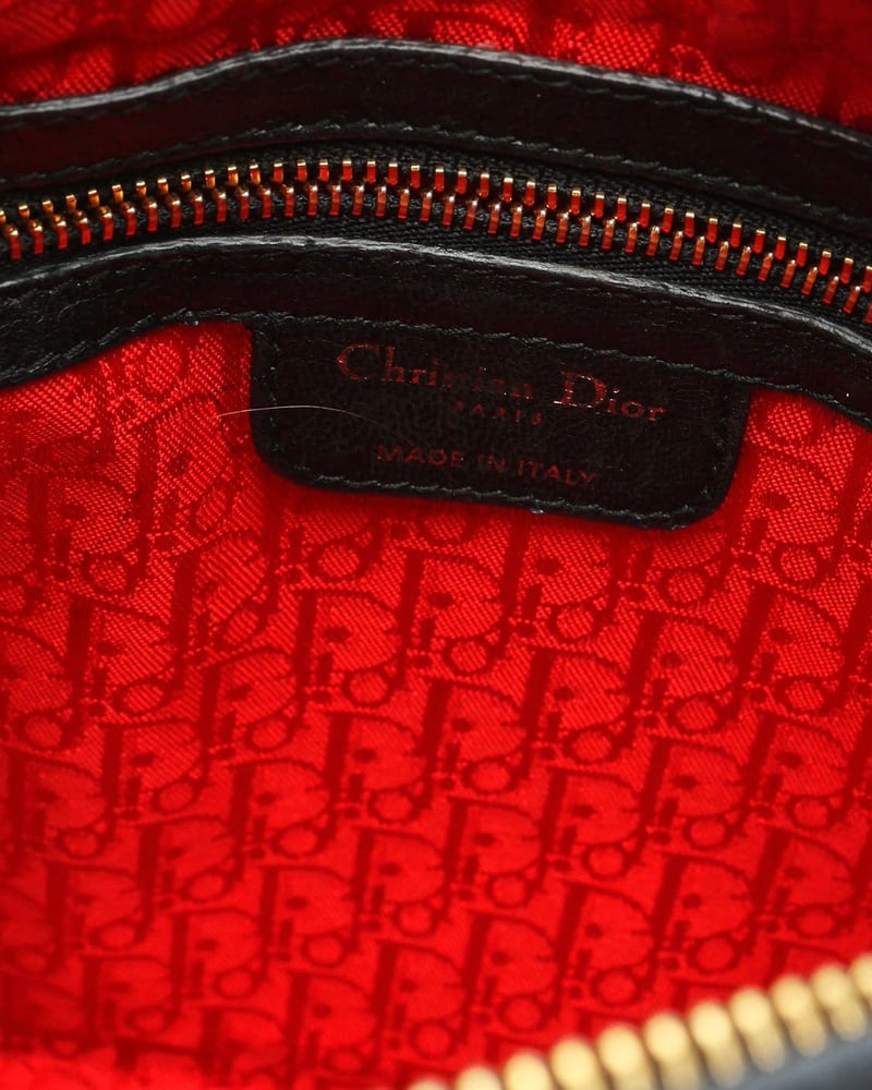 32084_9e2b64abfc_file-full