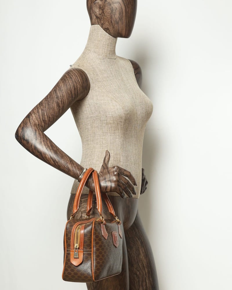 32890_01e000bc37_file-full