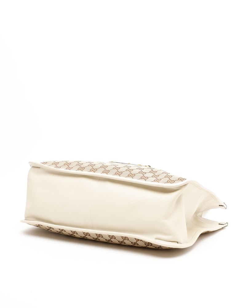 33697_4caa23605e_file-full