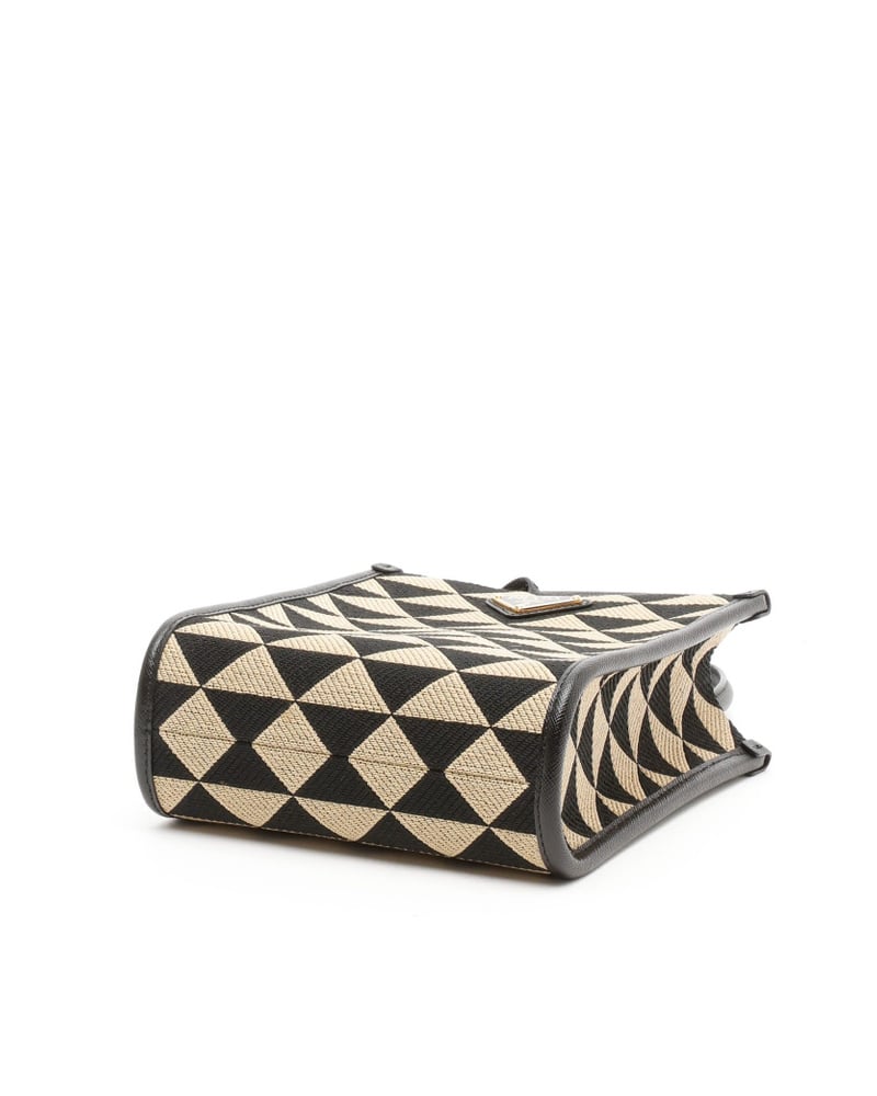 34105_0505b6de17_file-full