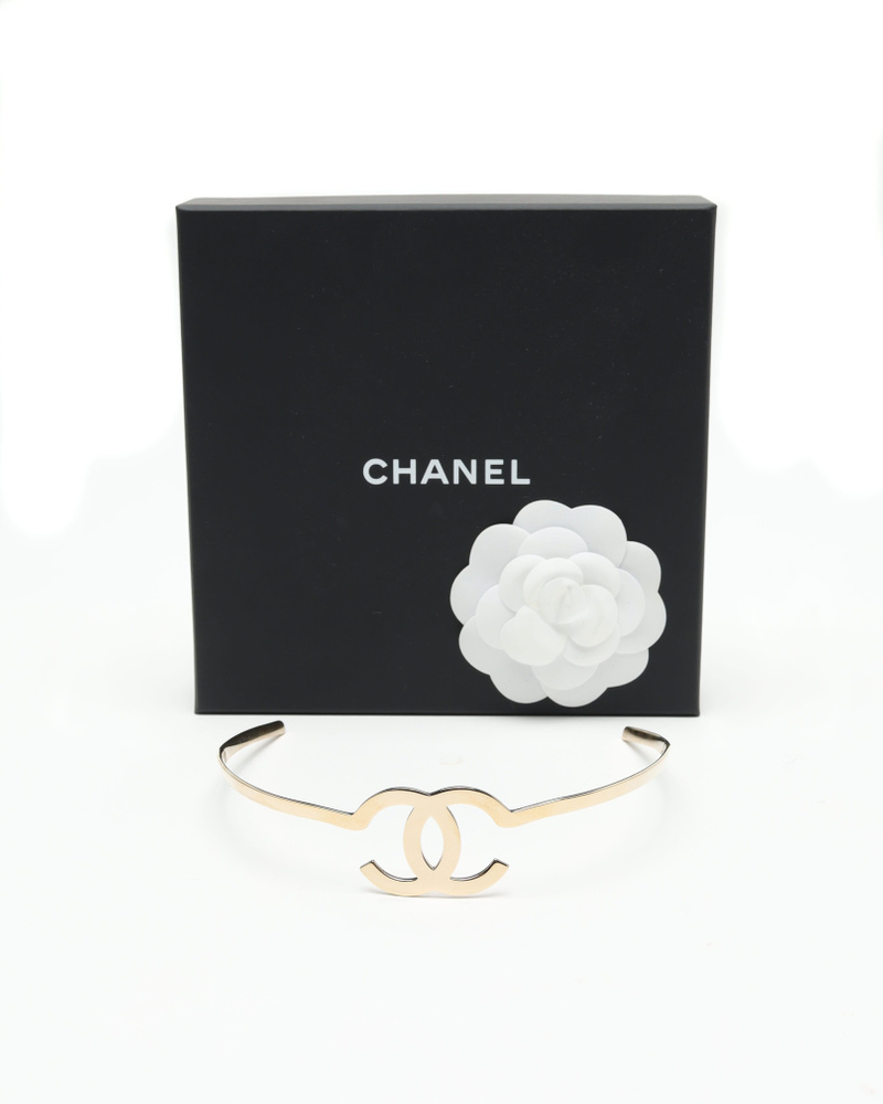 Vintage Chanel Metal CC Headband - A Retro Tale - SB001162 display picture 3