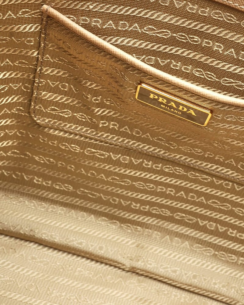 35624_6eb816f389_file-full