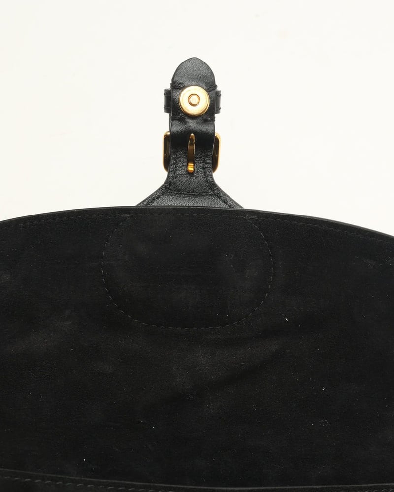 37196_596daa0bc8_file-full