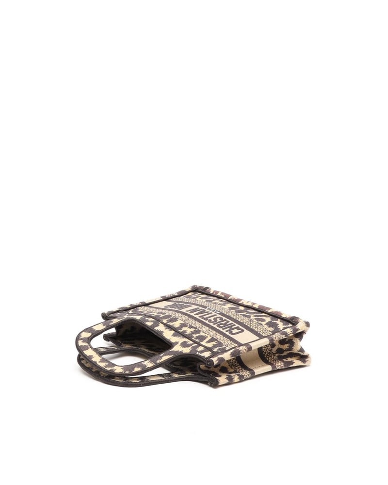 37368_ed3d608279_file-full