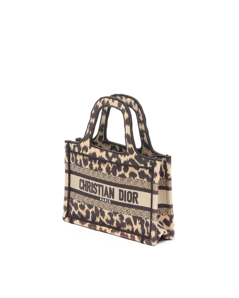 37368_f45b1a69f8_file-full