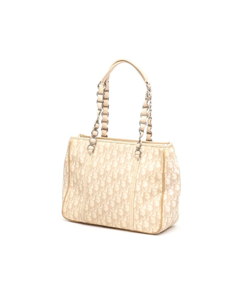 37728_8ea89040a6_file-full