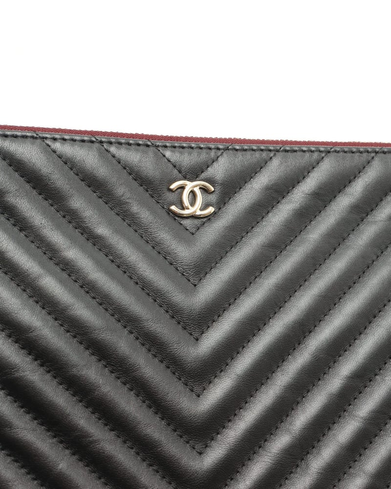 Vintage Chanel Coco Mark Lambskin Laptop Case 15-Inch - 2250007198561