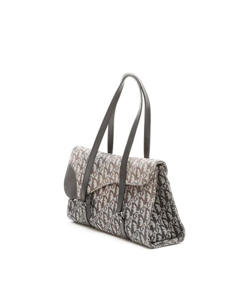 38759_4a7e8b37a1_file-full