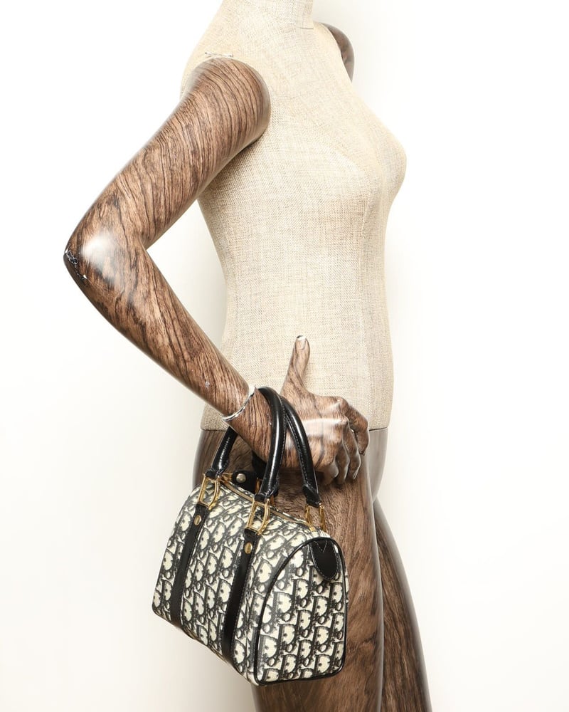 41613_8656c24380_file-full