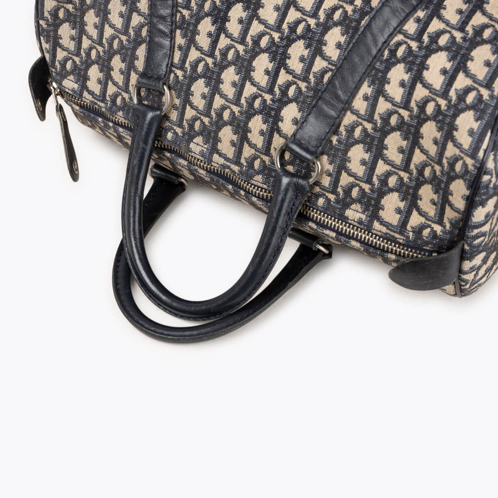 423_e1cf97bb35-661-23031-6-full