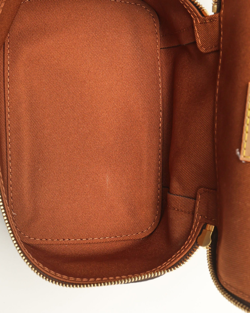 44044_d196401ee3_file-full