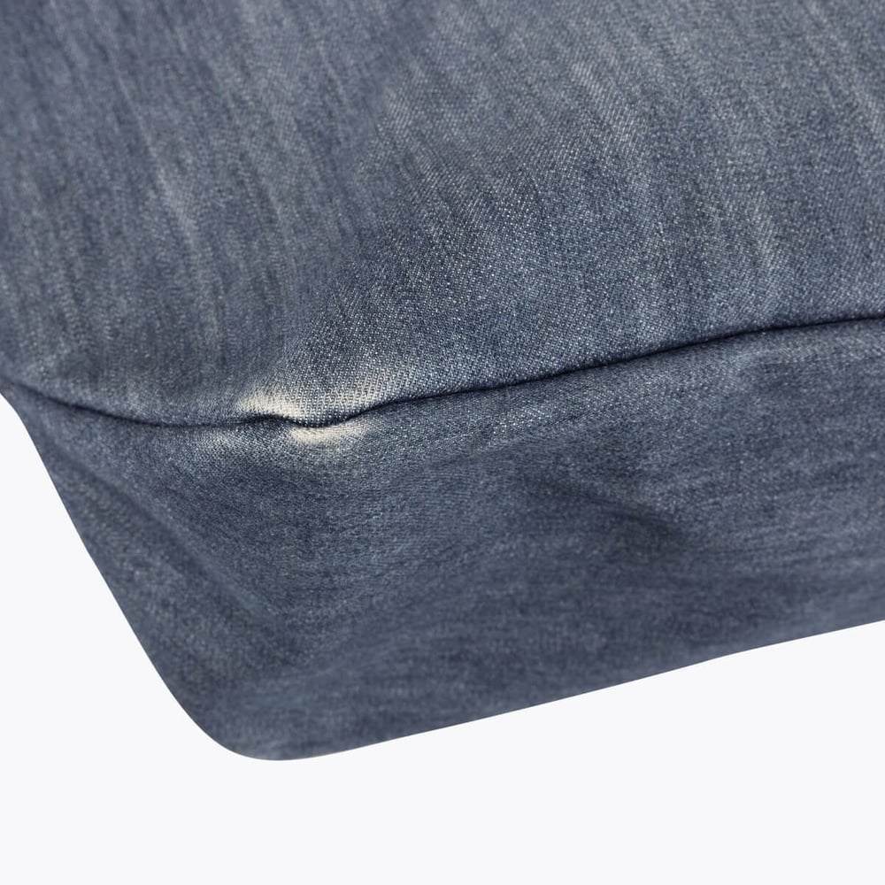 443_1204eaa2e5-bw014522-8-full