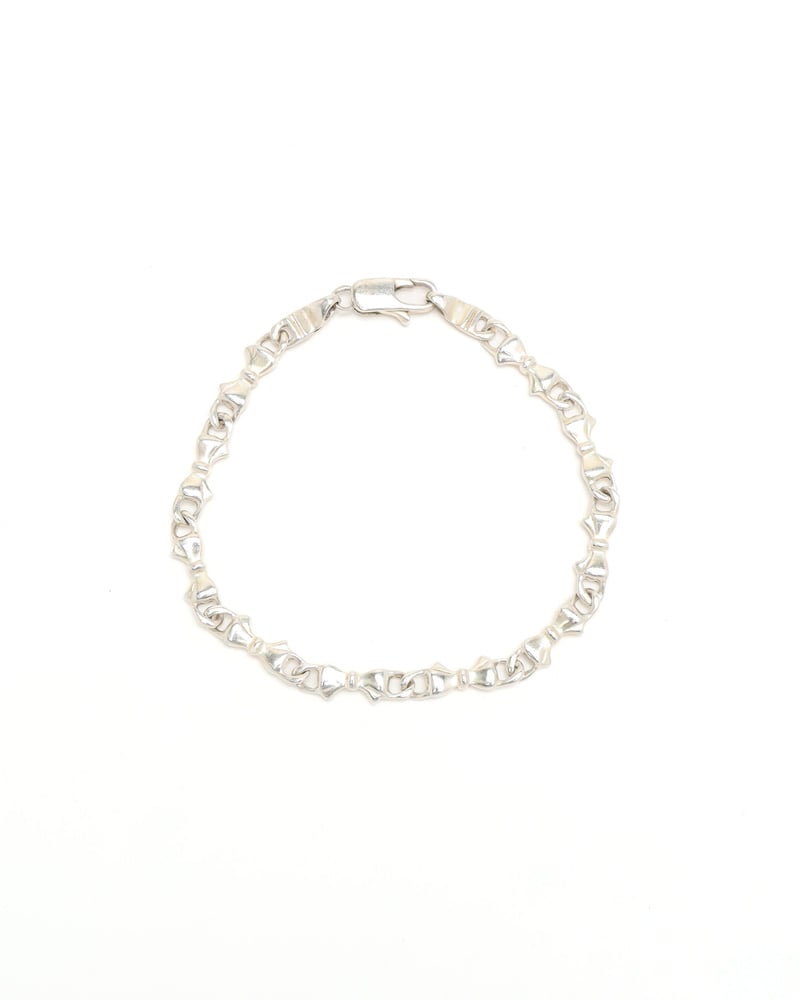 44529_2d57754713_file-full