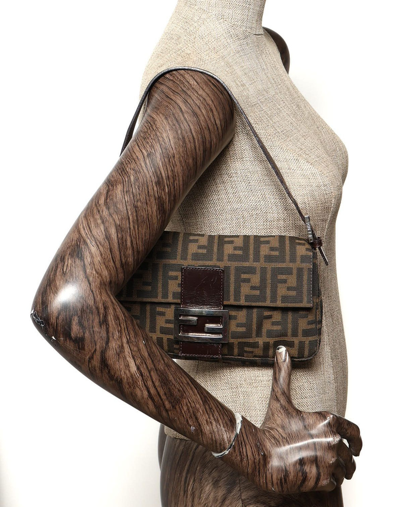 【一粒舎】　Baguette L ダークブラウン Vintage Fendi Zucca Baguette Bag - WZ646340 - A Retro Tale