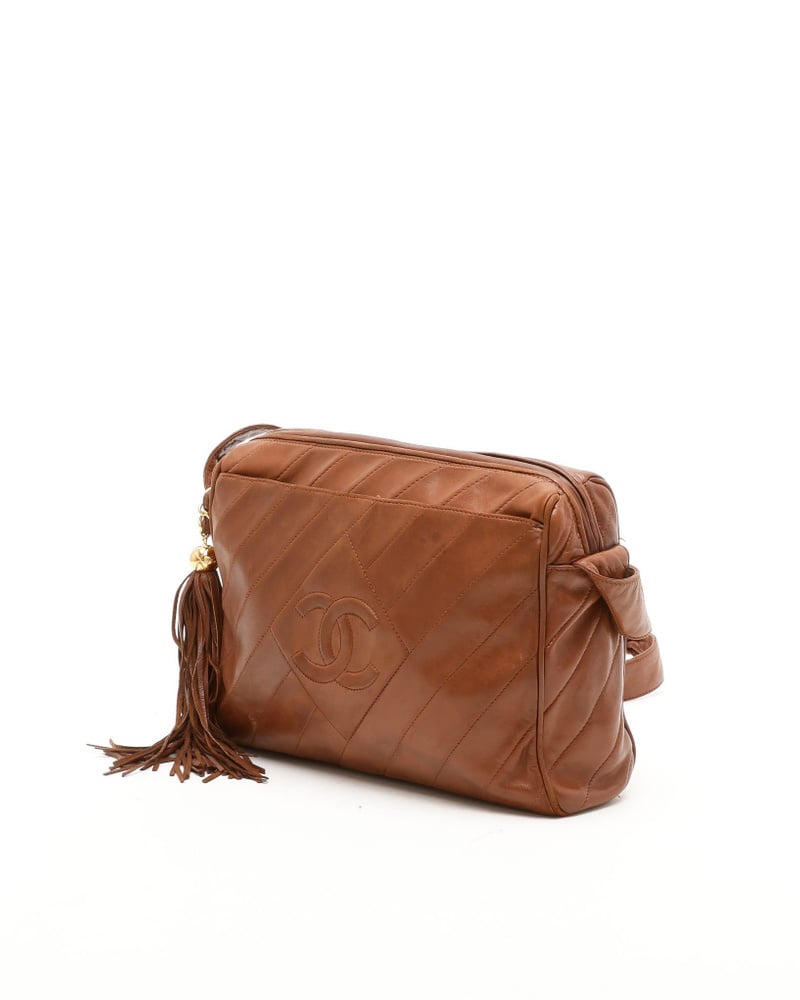 ビンテージバッグ　Tessan&Co. Vintage Chanel CC Tassel Camera Bag - 859-35366