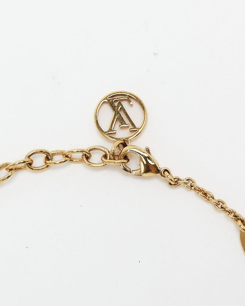Louis Vuitton Essential V Bracelet