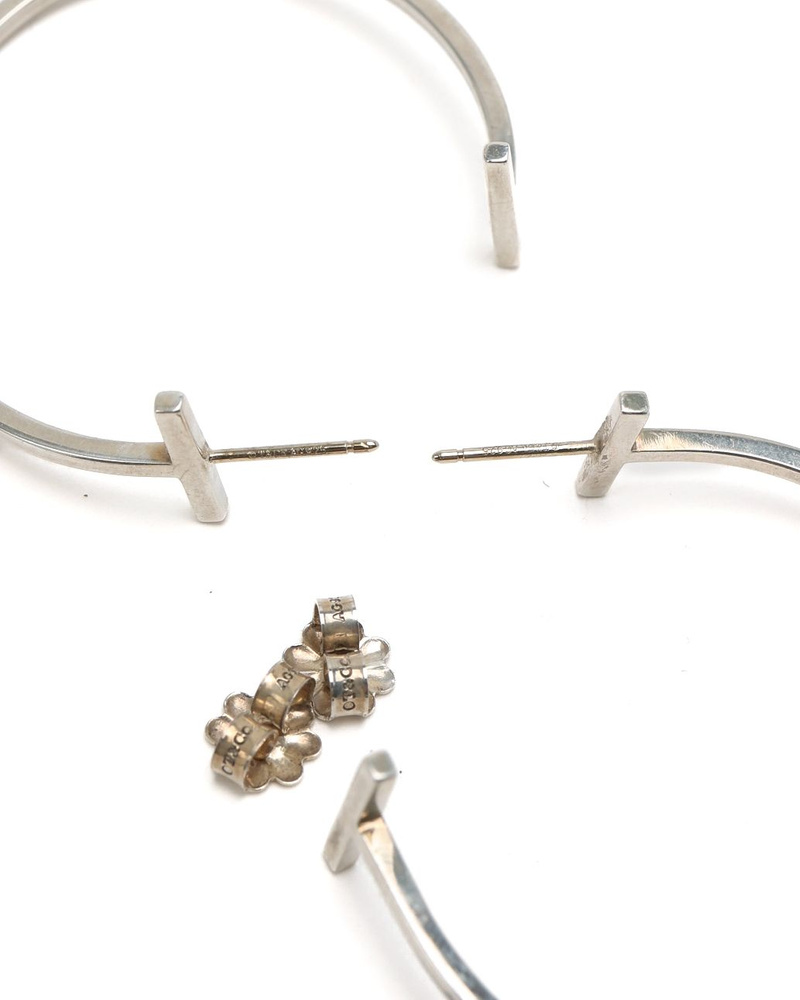 Tiffany & Co T Wire Hoop Silver Necklace