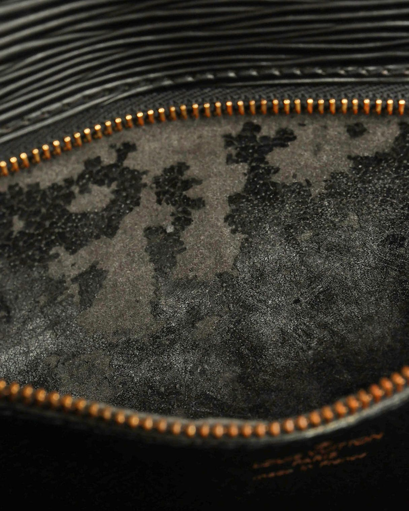 Louis Vuitton EPI Monceau 28 Bag