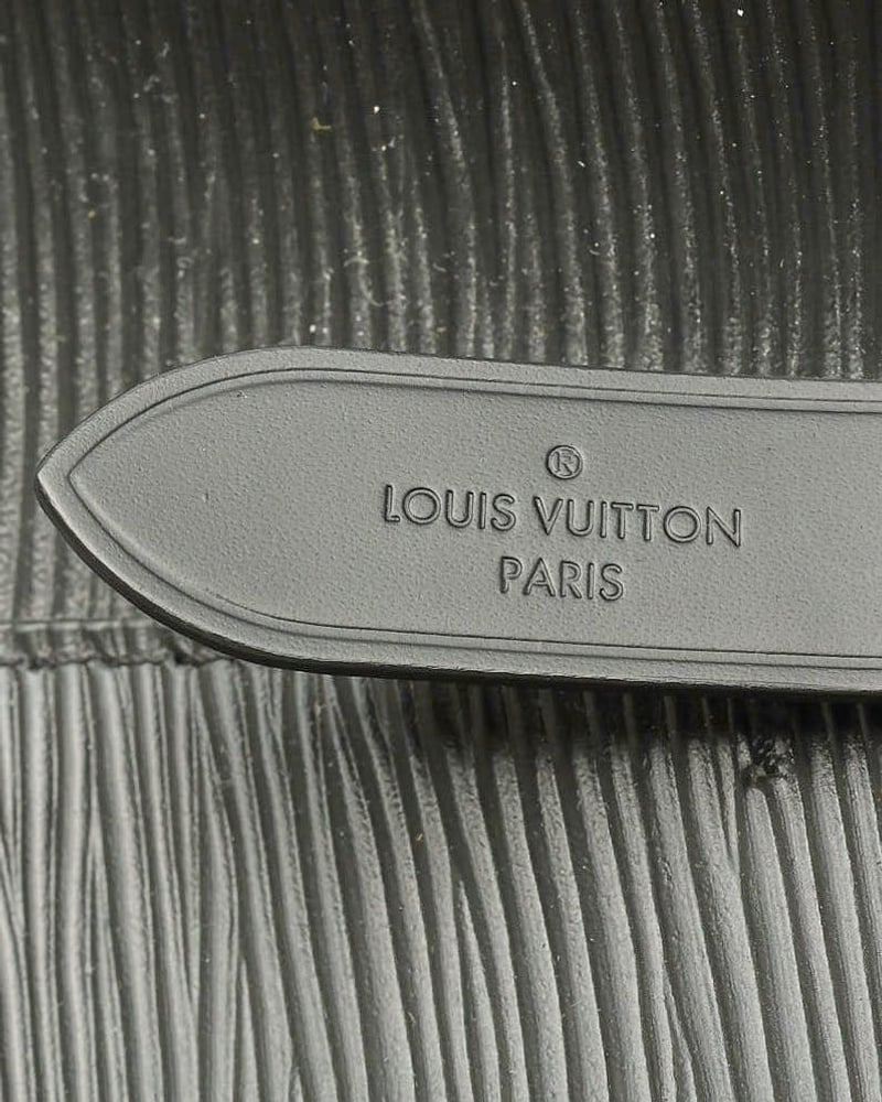 Louis Vuitton Epi NéoNoé Bag
