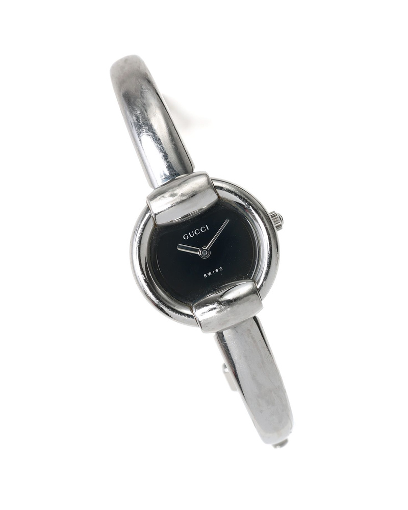 Gucci 1400L 26mm Bangle Watch