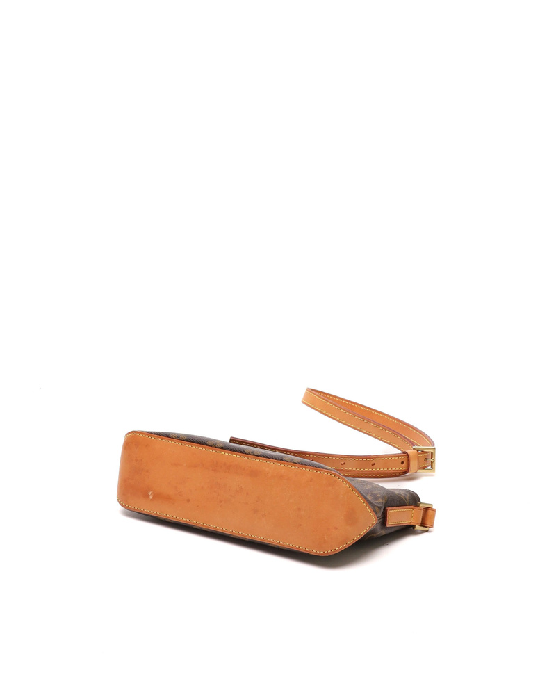 Louis Vuitton Monogram Trotteur Crossbody Bag