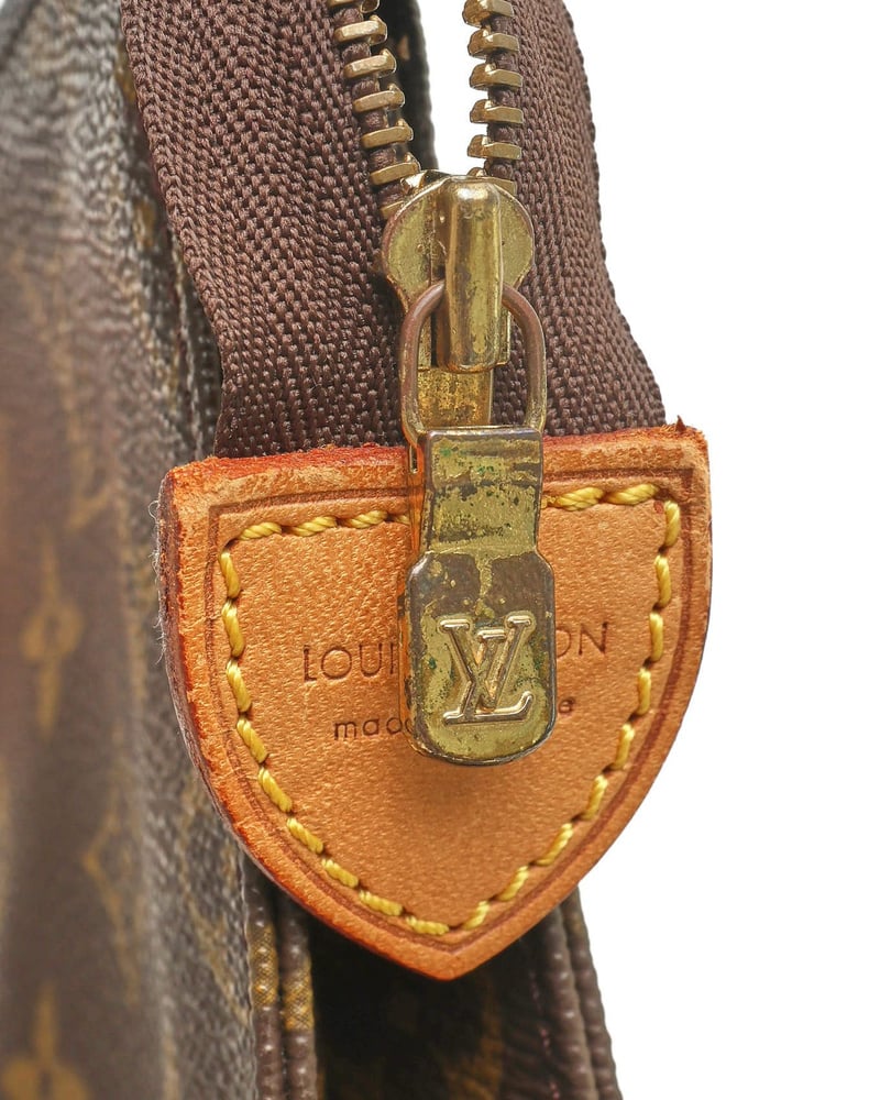 Louis Vuitton Monogram Poche Toilette 25