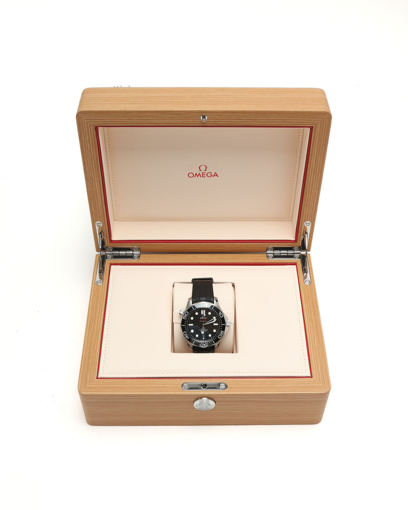 Omega Diver 300m 42mm Ca 2024 Watch