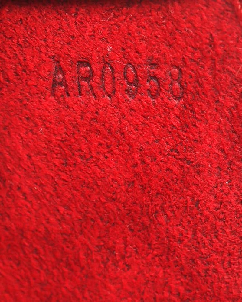 Louis Vuitton Epi Pochette Accessoire Bag