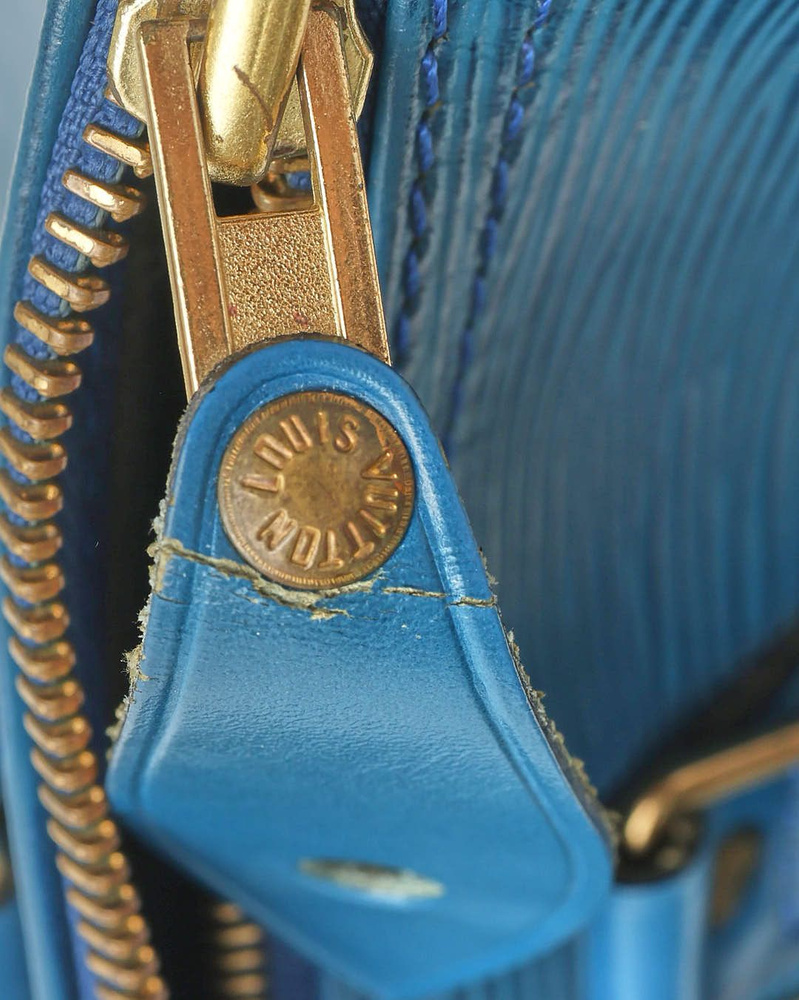 Louis Vuitton Epi Speedy 30 Bag