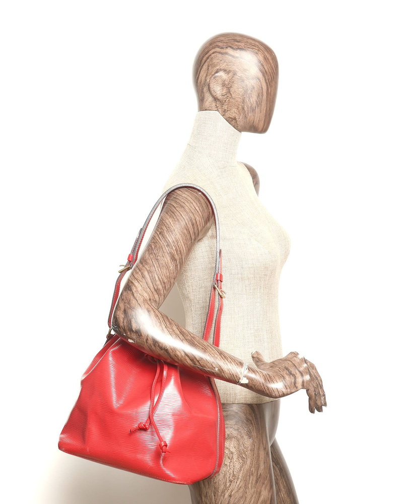 Louis Vuitton Epi Petit Noé Bag