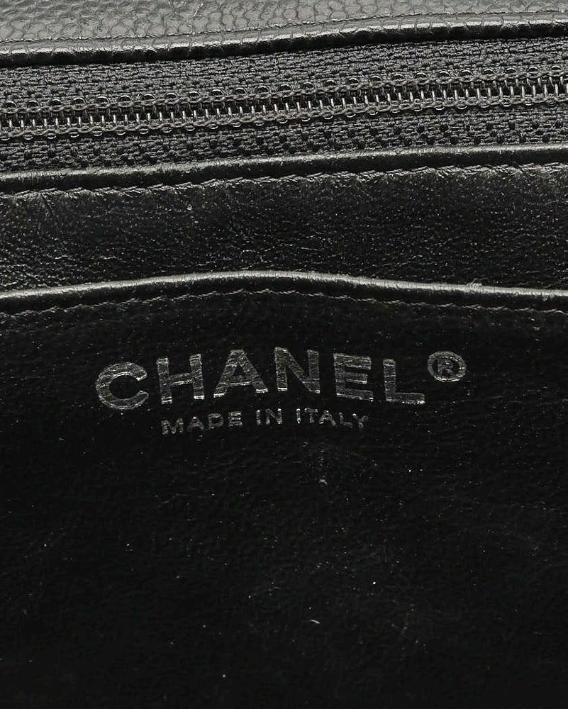Chanel Classic Caviar Jumbo Single Flap Bag