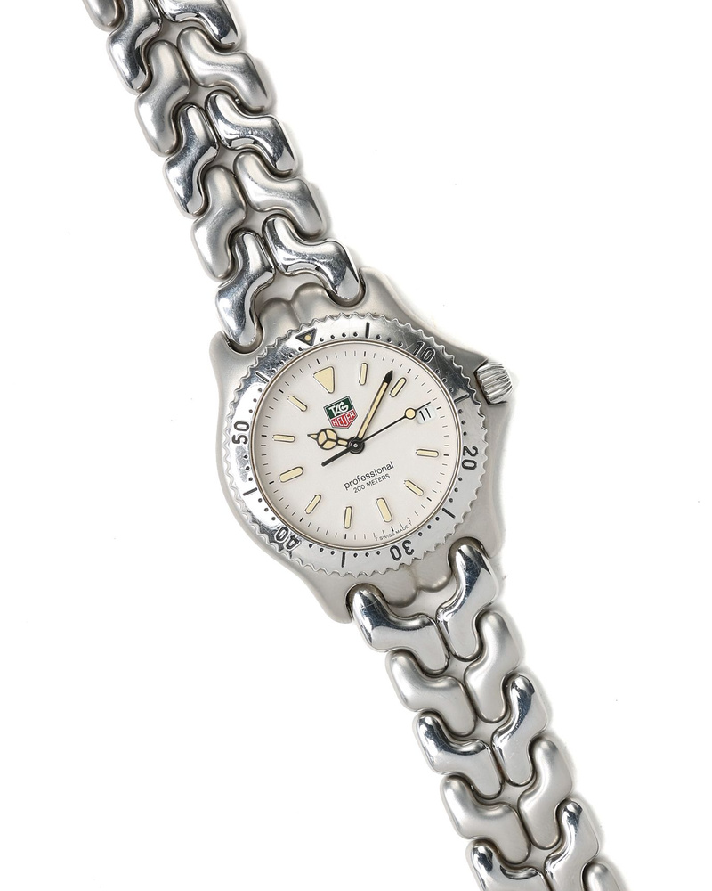 TAG Heuer Professional 200m 34mm Quartz Watch