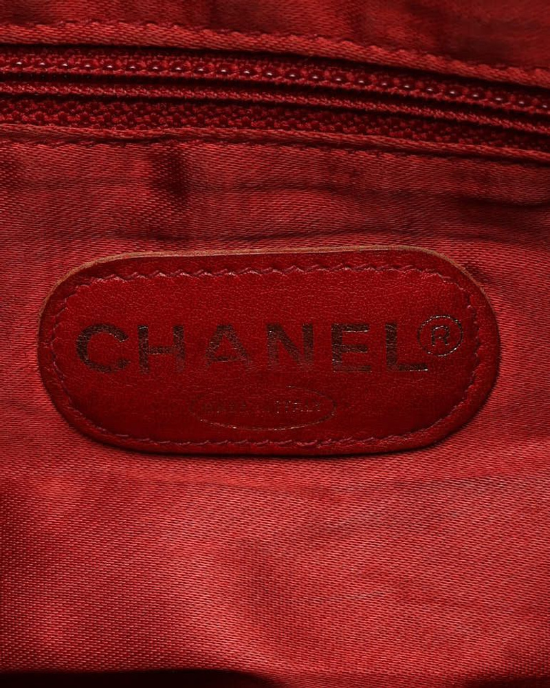Chanel Large CC Caviar Messenger Bag