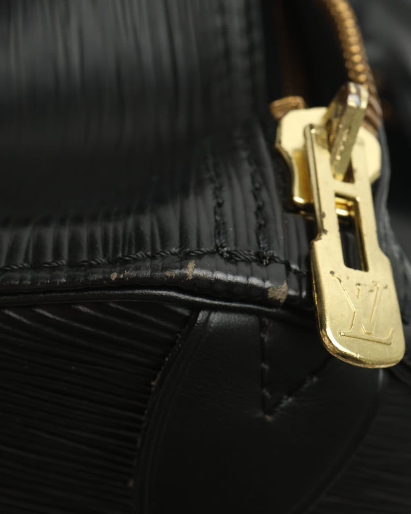 Louis Vuitton Epi Keepall 50 Weekend Bag