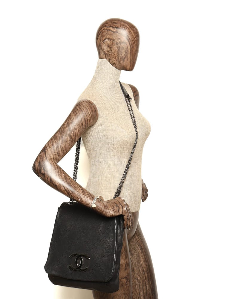 Chanel Diamond Stitch Large Messenger Bag