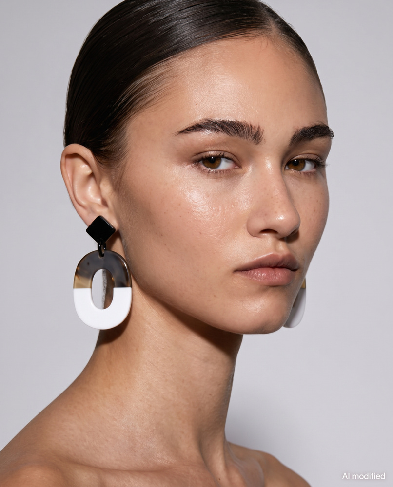 Hermès Horn & Lacquer Isthme Drop Earrings