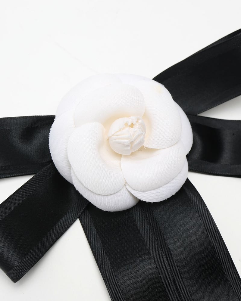 Foxey Corsage Brooch