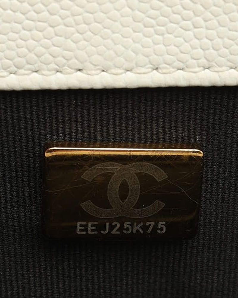 Chanel 2023s Caviar Handy Box Vanity Bag