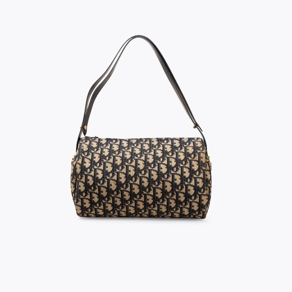 577_2b73d49935-673-25169-3-full