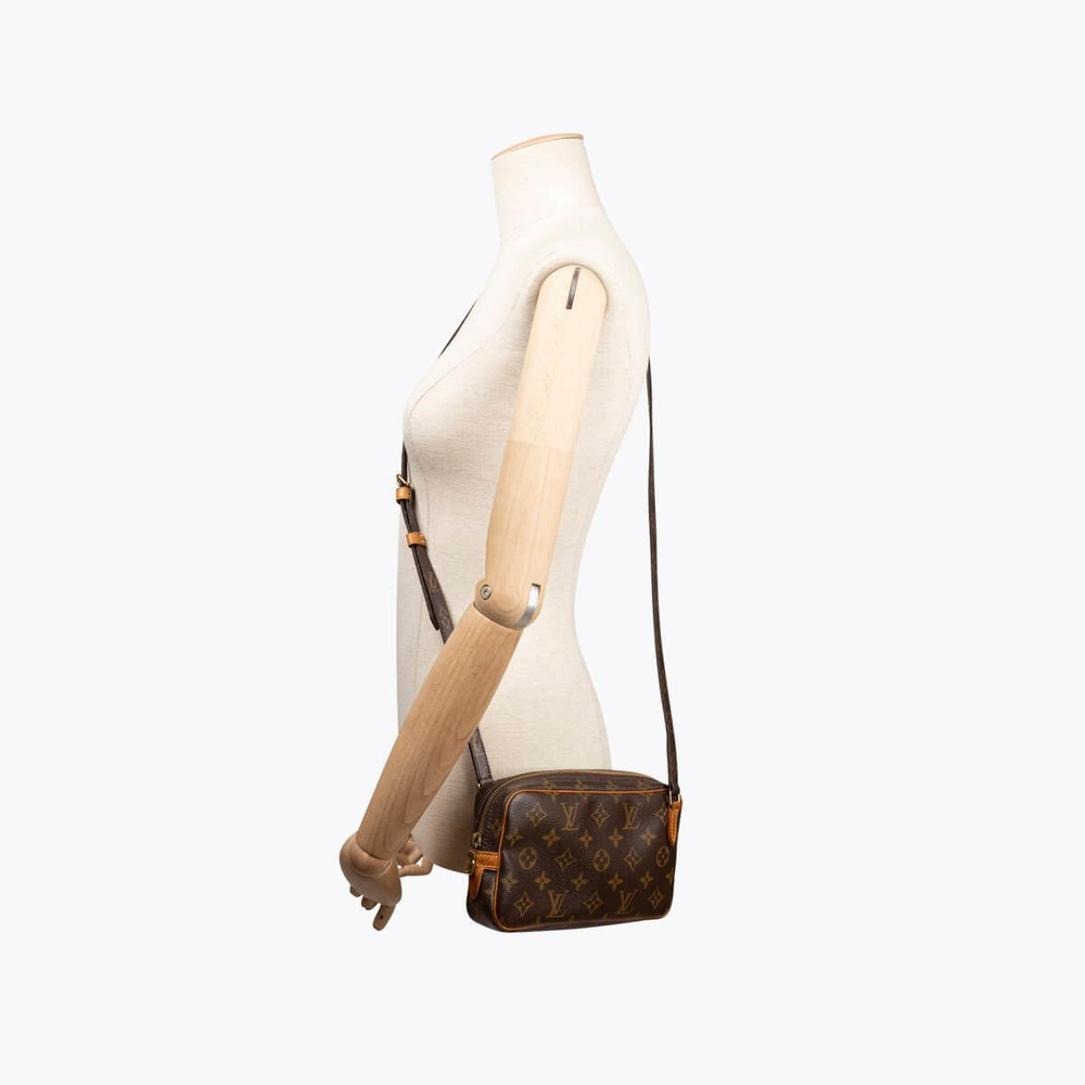 579_f5b33a3f13-668-30933-8-full