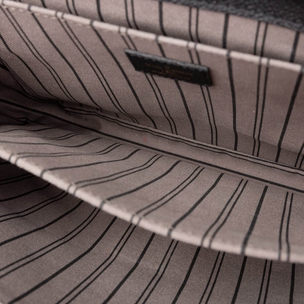 641_4b3c275f2f-a1310659-6-full