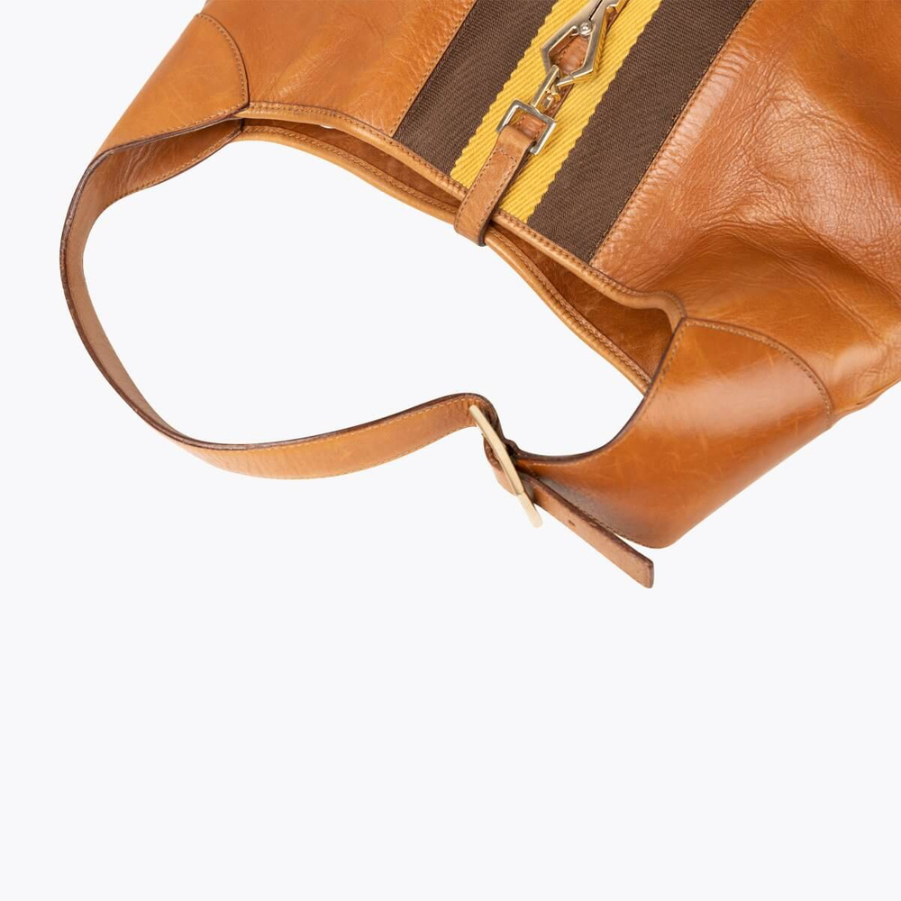 694_8e58d85327-17000715851-6-full