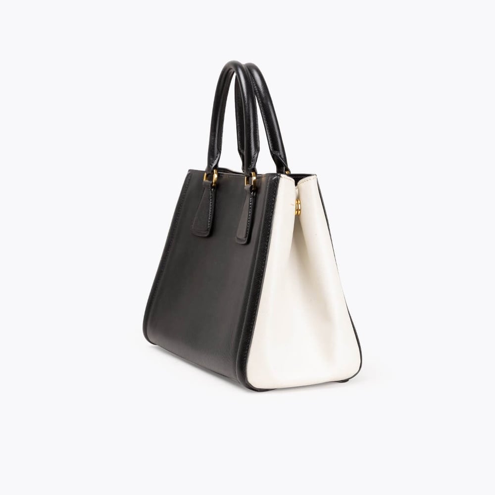 700_141a51d419-a1075089-4-full