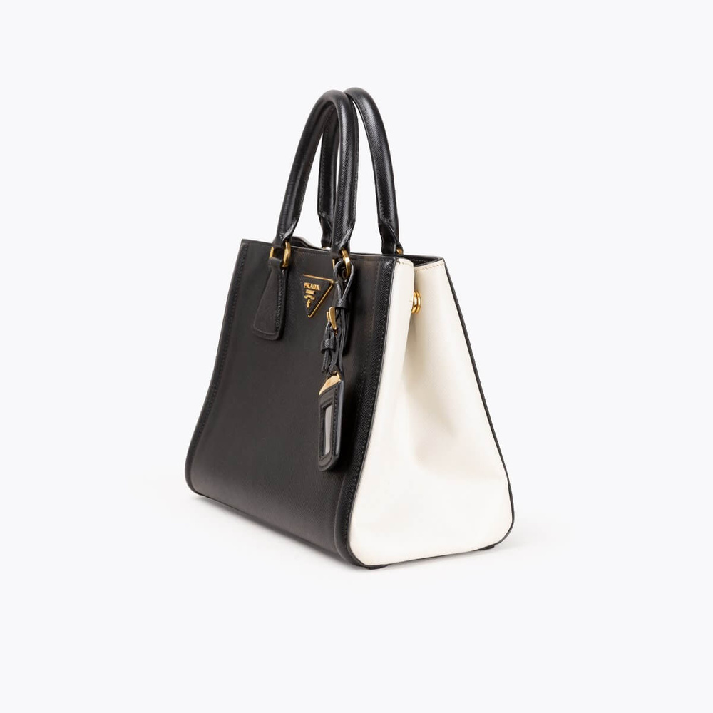 700_6bf0781936-a1075089-2-full