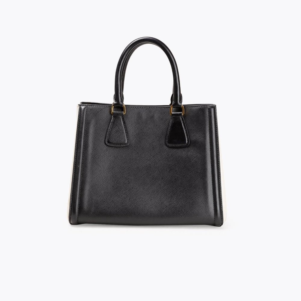 700_c128a1c552-a1075089-3-full