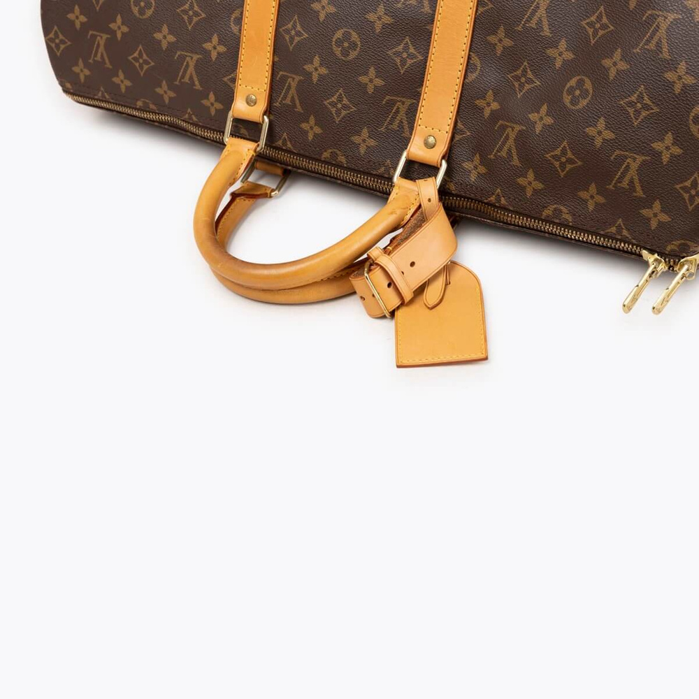 842_713112a2d2-678-17747-6-full