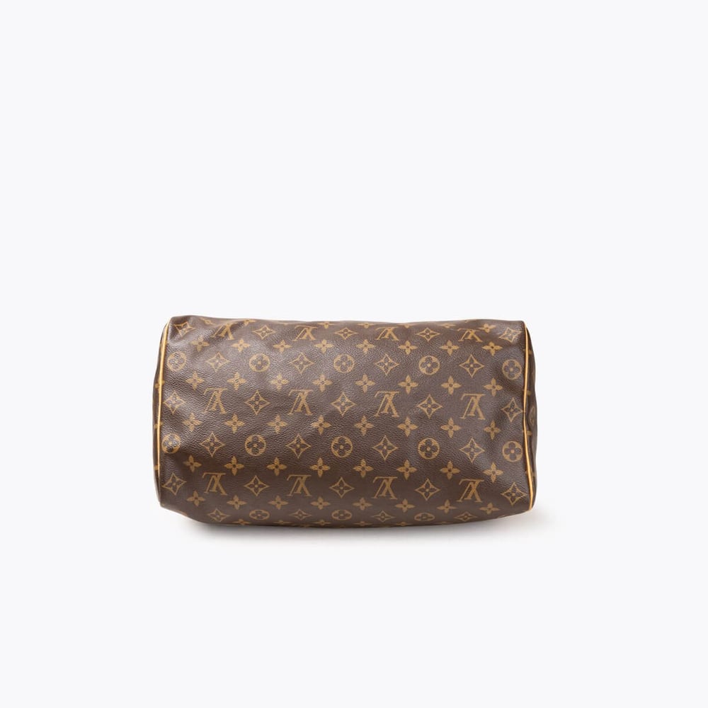 958_cbb4903540-a1307237-5-full